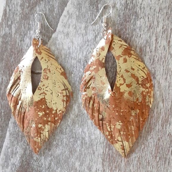 Feathered cut earrings 4 in. Long! - Picture 1 of 4